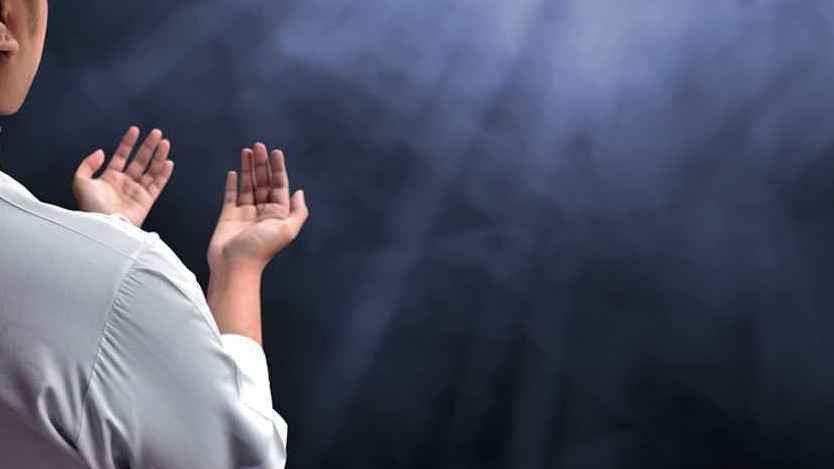 ঘরে প্রবেশের সময় যে দোয়া পড়তে বলেছেন নবীজি